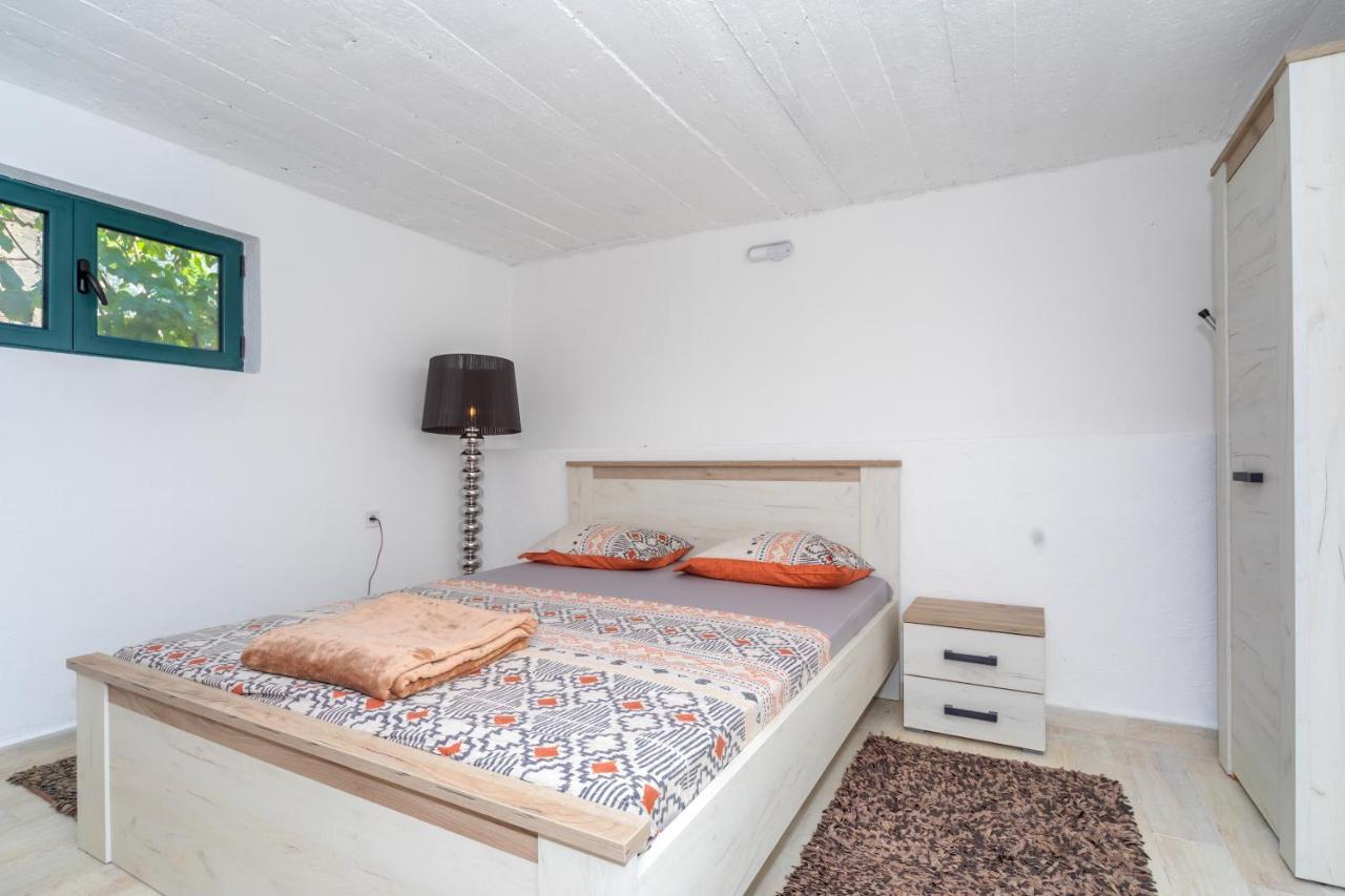 Apartman Sara Бар Экстерьер фото