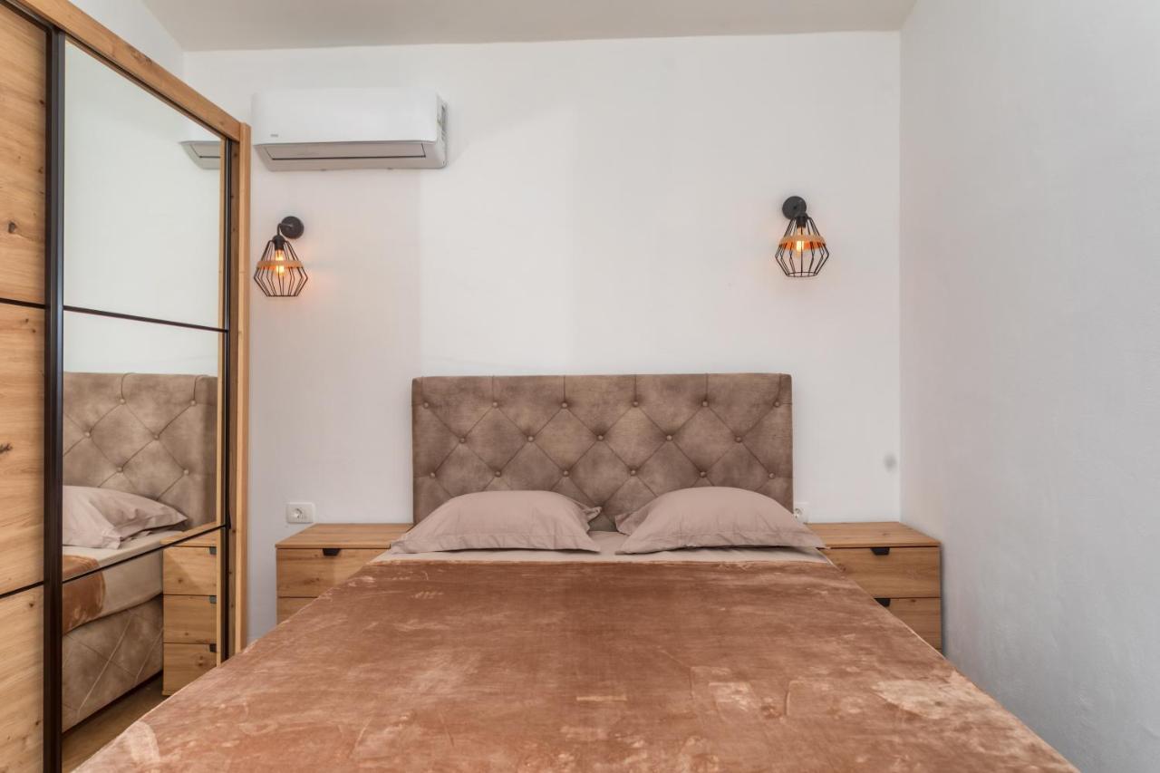 Apartman Sara Бар Экстерьер фото