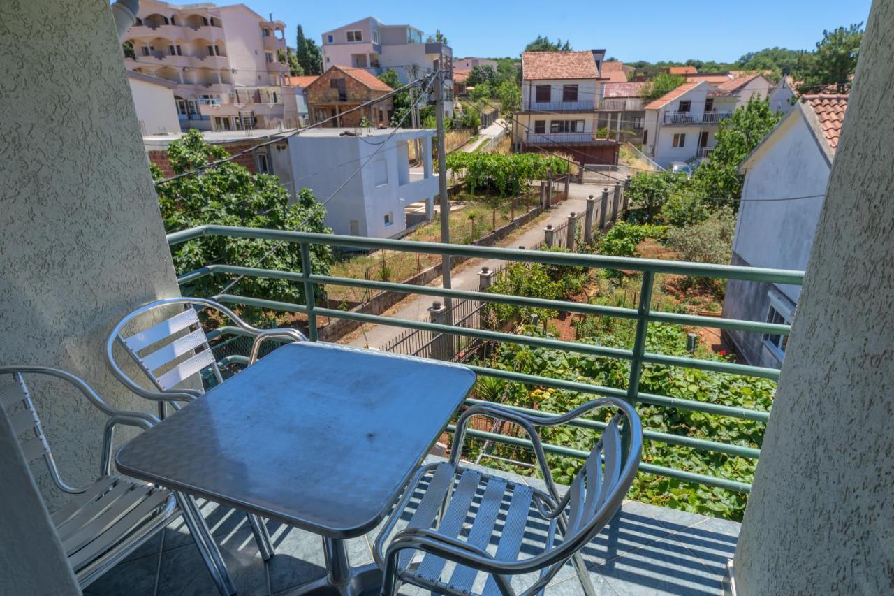 Apartman Sara Бар Экстерьер фото