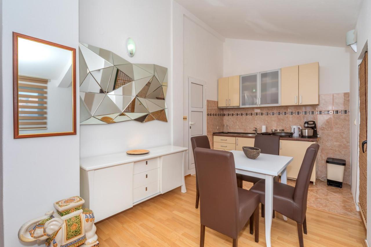 Apartman Sara Бар Экстерьер фото