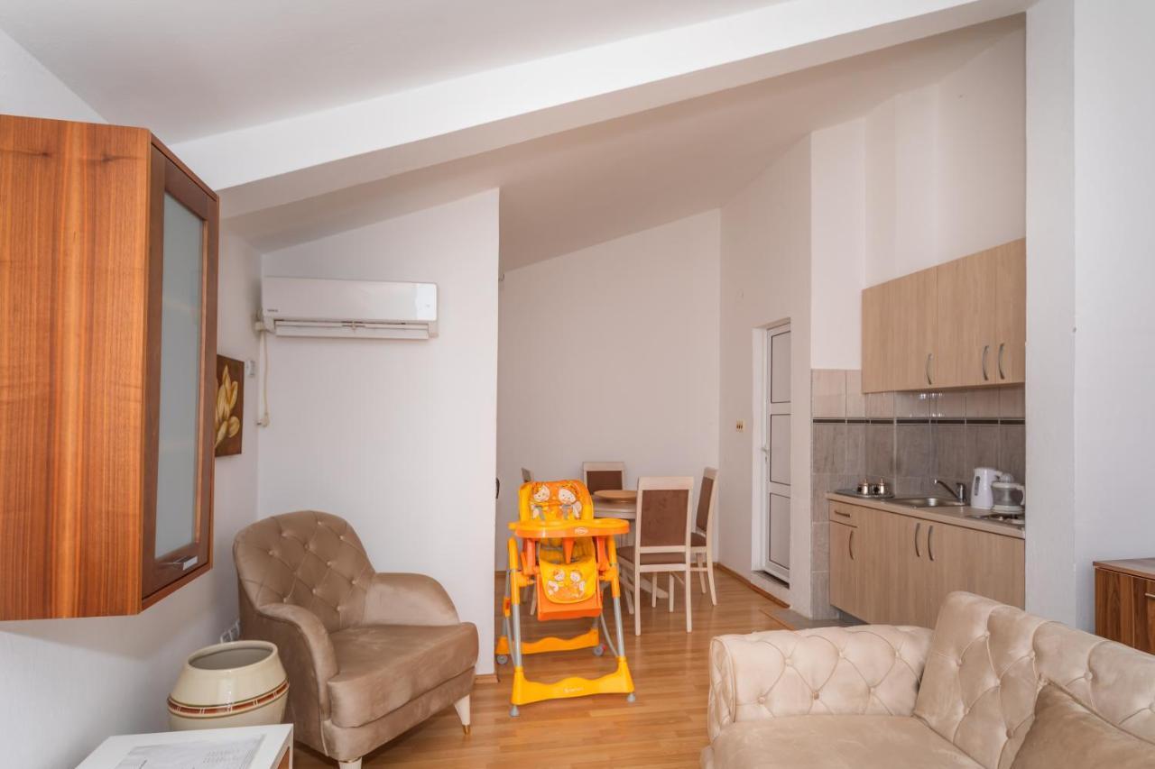 Apartman Sara Бар Экстерьер фото